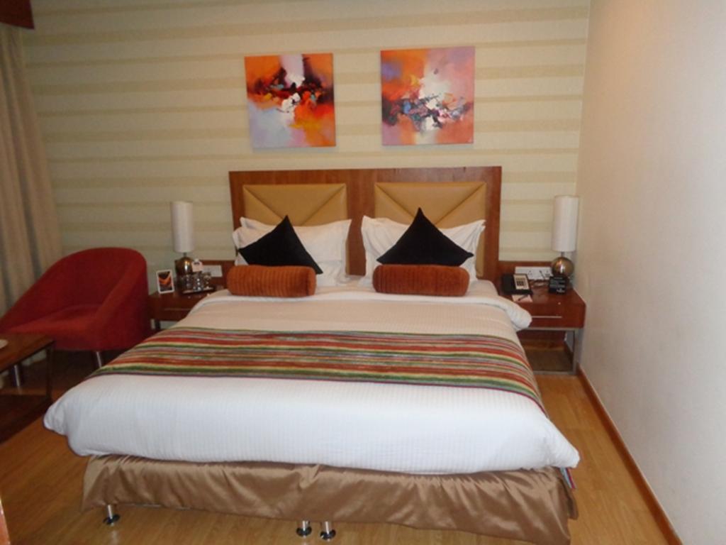 Ramada Ahmedabad Hotel Exterior photo